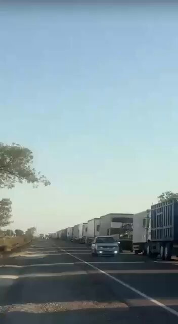 Rusya'da Akaryakıt Sıkıntısı: Yakıt İstasyonlarında Uzun Kuyruklar