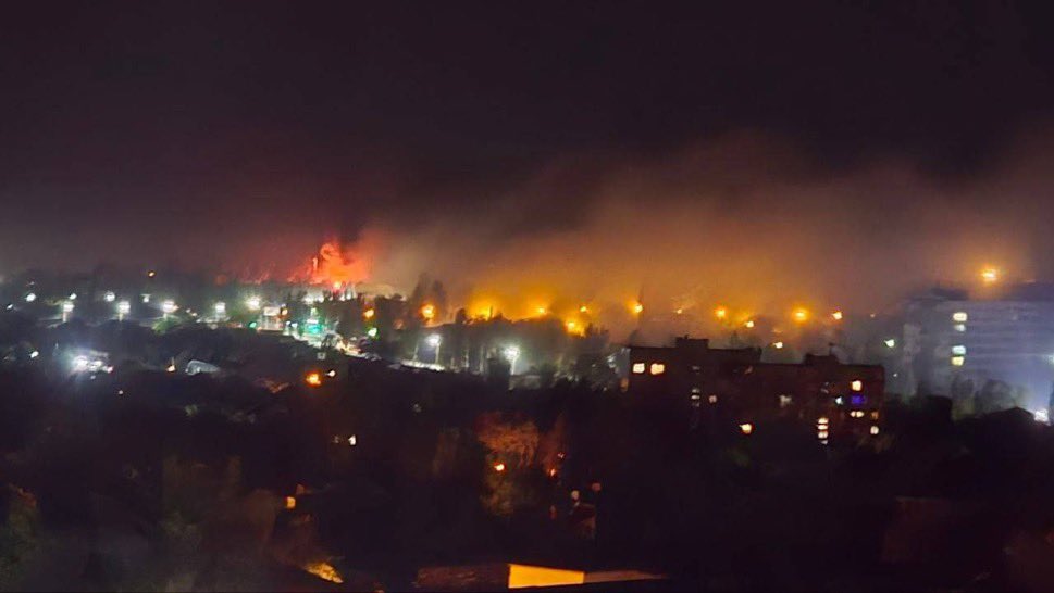 Ukrayna Ordusu Donetsk Merkezine Saldırı Düzenledi